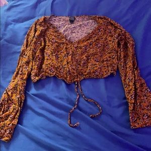 Floral long sleeve sinch top